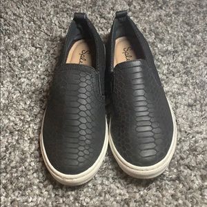 Black Slip-on Sneakers